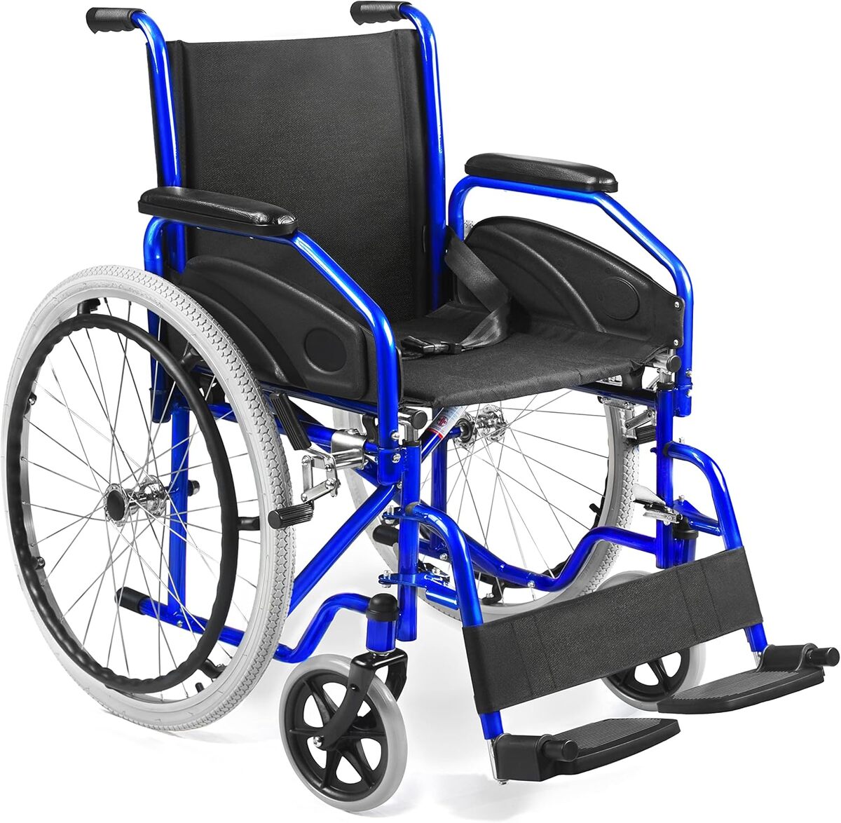 Test du fauteuil roulant pliable AIESI® Agila Evolution