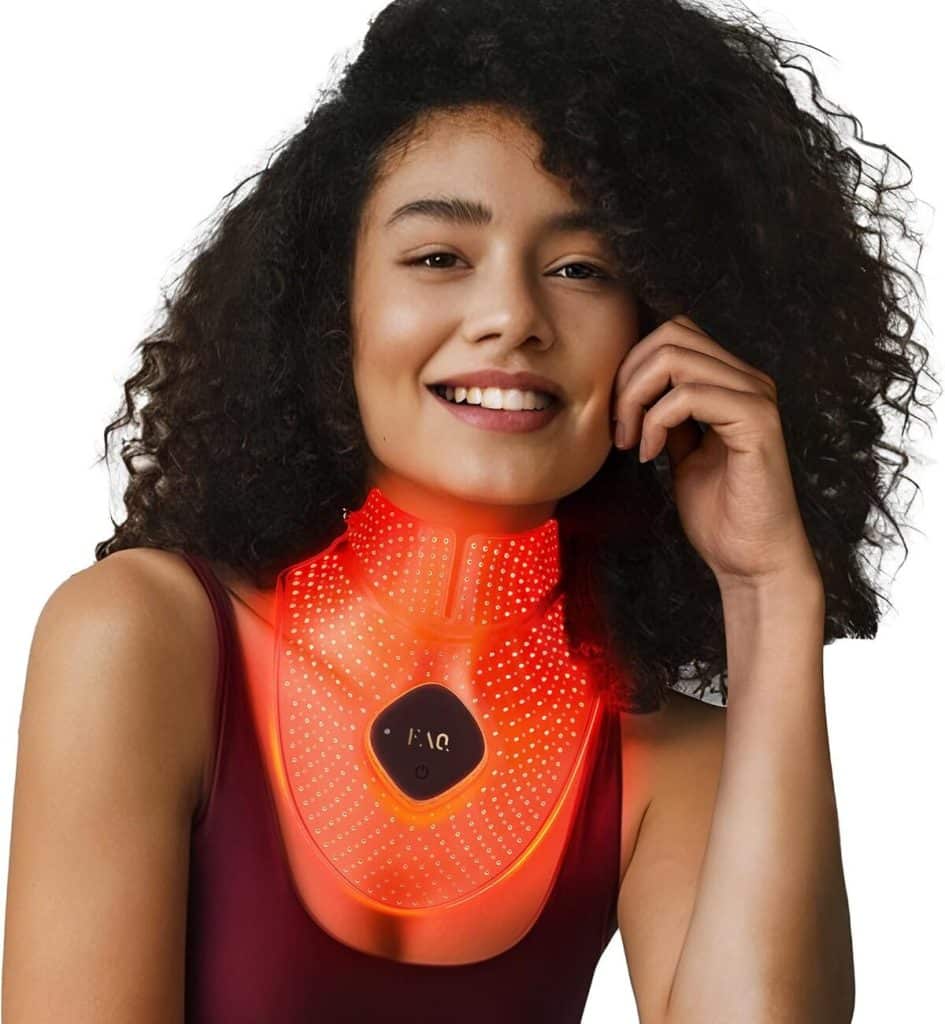 Test du masque FAQ 211 : soin anti-âge en silicone NIR + 7 LED