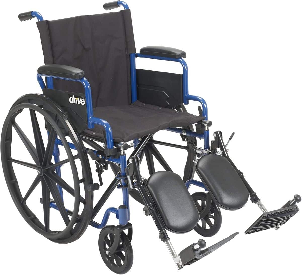 Test : fauteuil roulant équipe Drive Medical accoudoirs rabattables