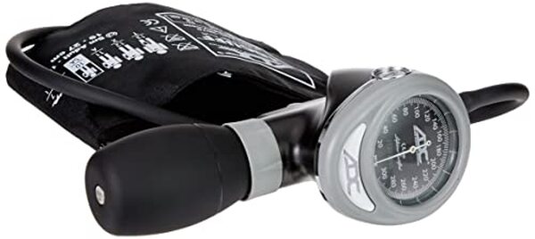 Découvrez l'analyse approfondie du kit multi-brassards ADC Multikuf 705 avec sphygmomanomètre anéroïde 804. Trouvez des conseils pour un choix éclairé et améliorez votre pratique professionnelle grâce à ce test.