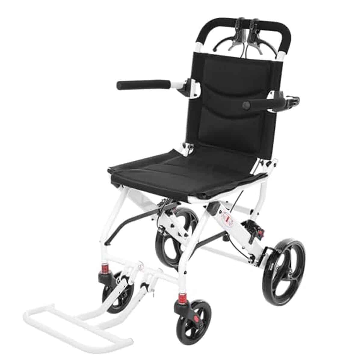 Test : fauteuil roulant léger et pliable Antar AT52316
