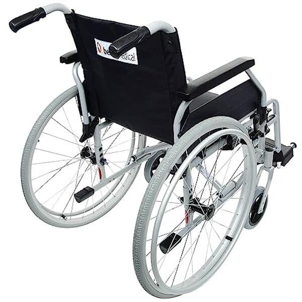 Découvrez notre test complet du fauteuil roulant pliant Bescomedical PRIMUS MS 2.0 : robustesse, confort et praticité pour une mobilité optimale. 