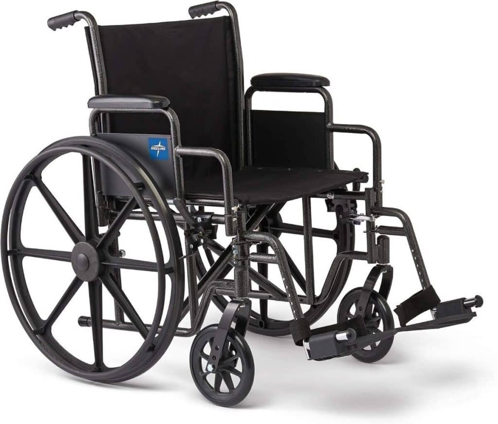Test : fauteuil roulant Medline pliable 40, 6 cm